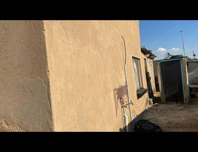 4 BEDROOM FREEHOLD FOR SALE IN TSAKANE